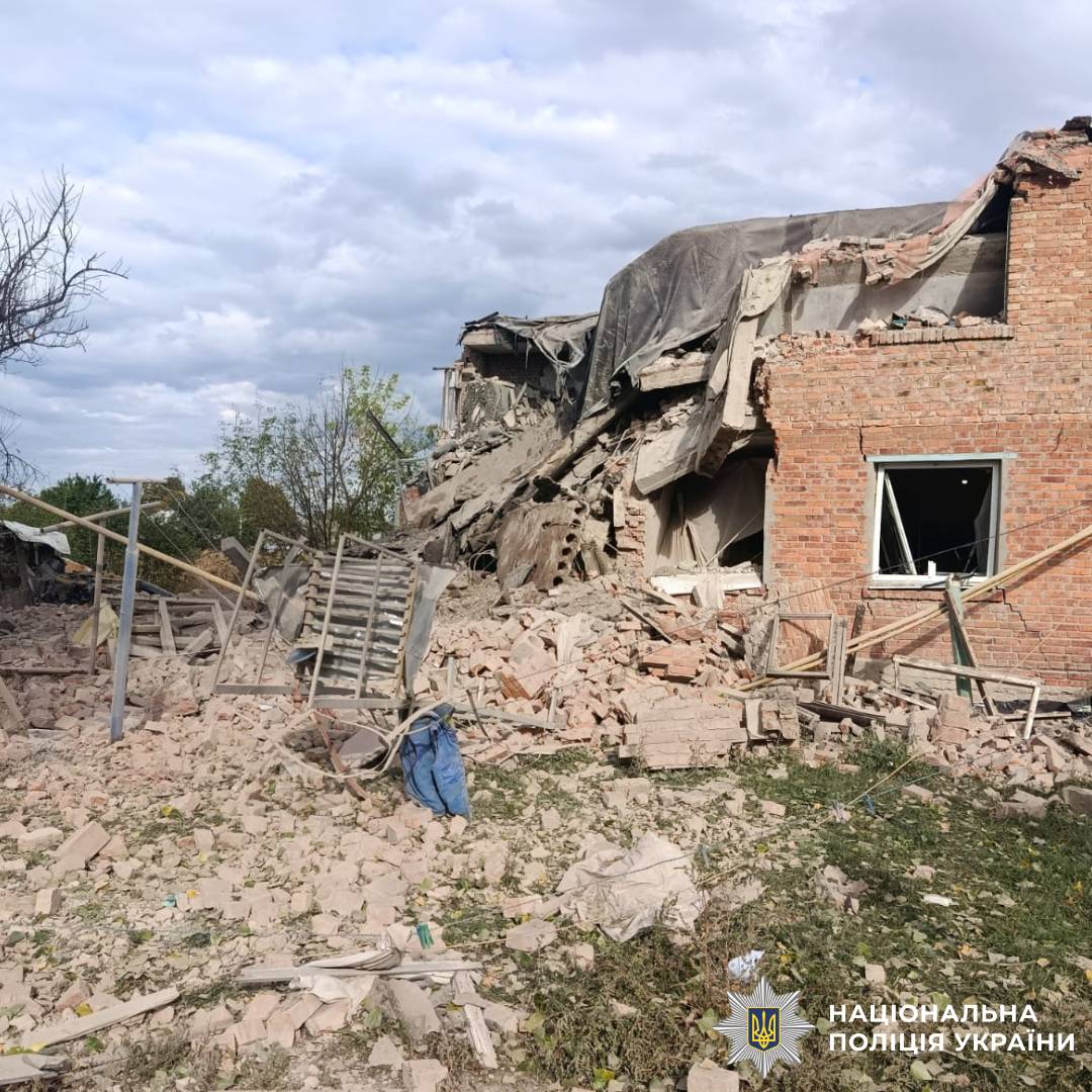 На фото наслідки ворожого обстрілу