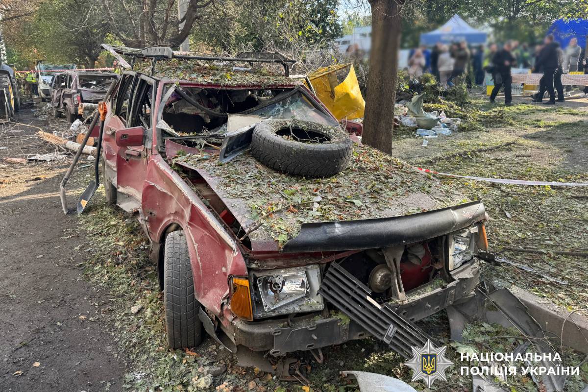 На фото наслідки ворожого обстрілу