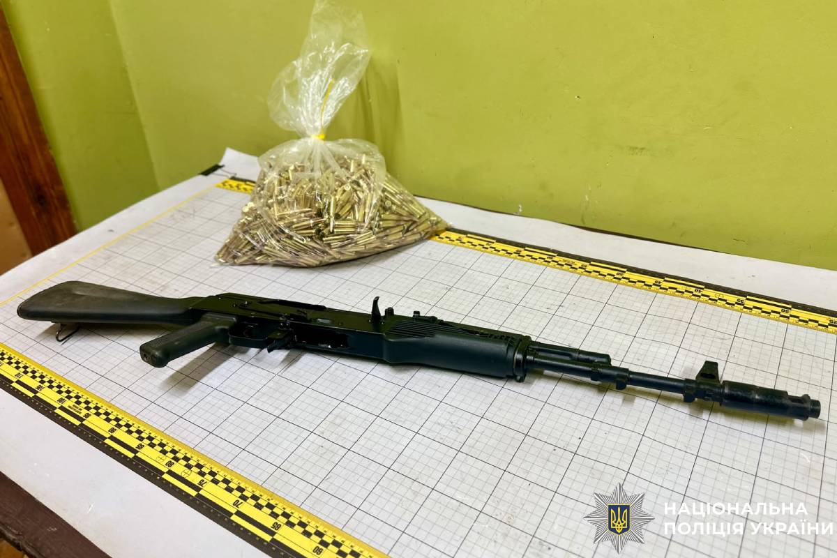 В Ізюмському районі триває декларування вогнепальної зброї: на облік поліції поставлено 731 одиницю