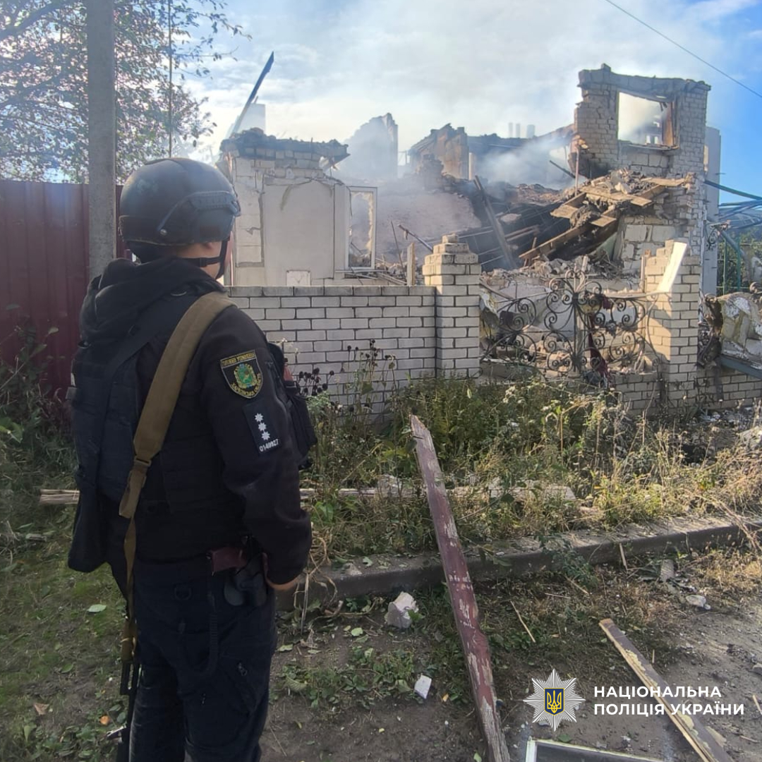 поліцейські задокументували наслідки ворожих обстрілів на Харківщині