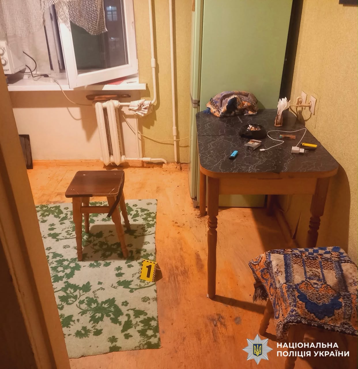 На фотографії зображено місце події.