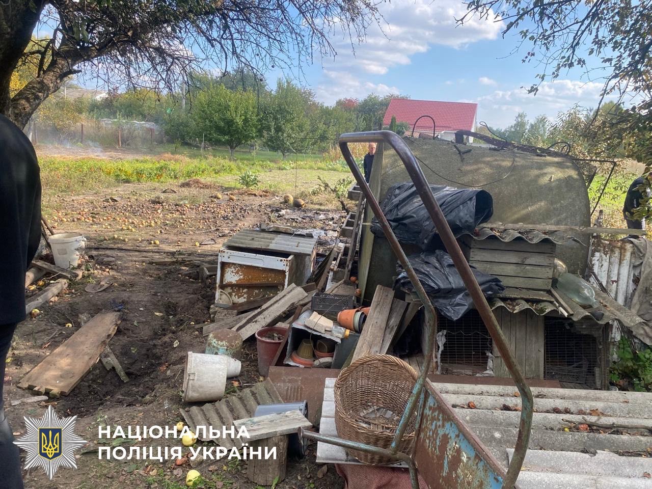 На фото зображено пошкодження внаслідок атаки
