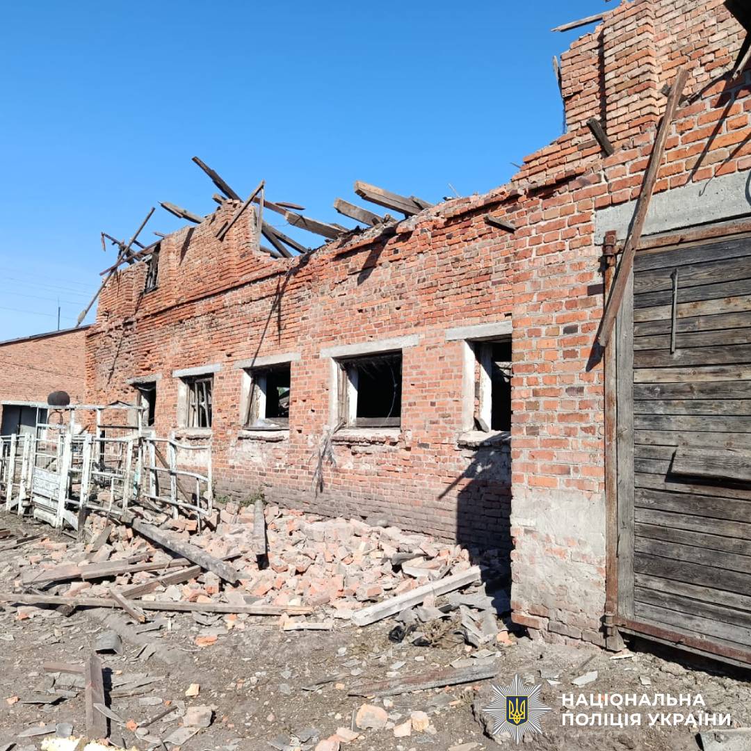 На фото наслідки ворожого обстрілу