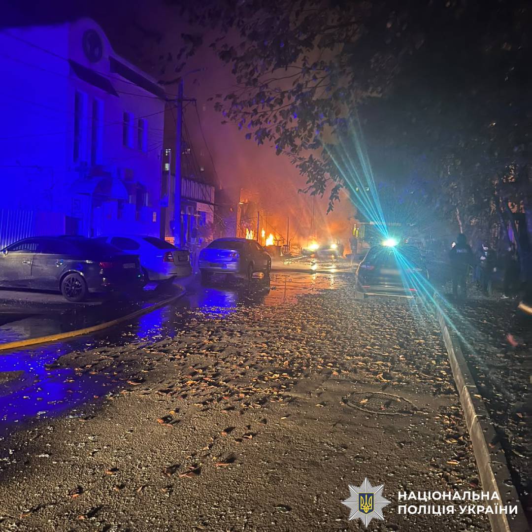 На фото наслідки ворожого обстрілу