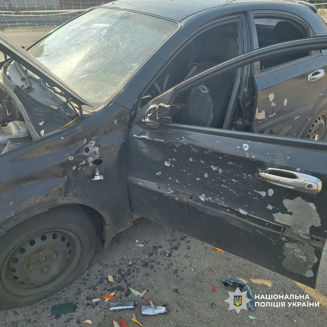 поліцейські документують наслідки ворожих ударів росіян на Харківщині