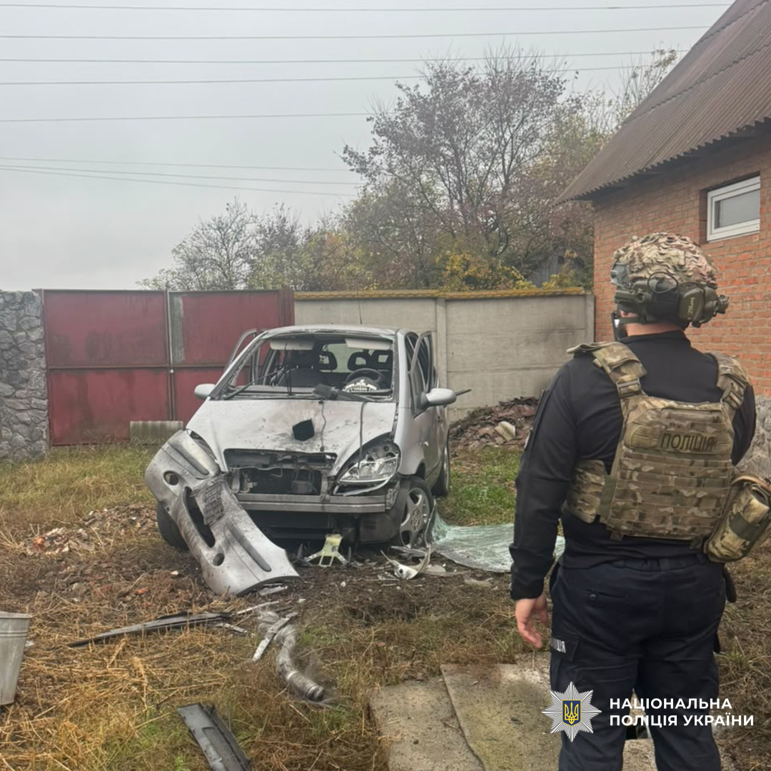 поліцейські задокументували наслідки воєнних злочинів країни-агресора на Харківщині
