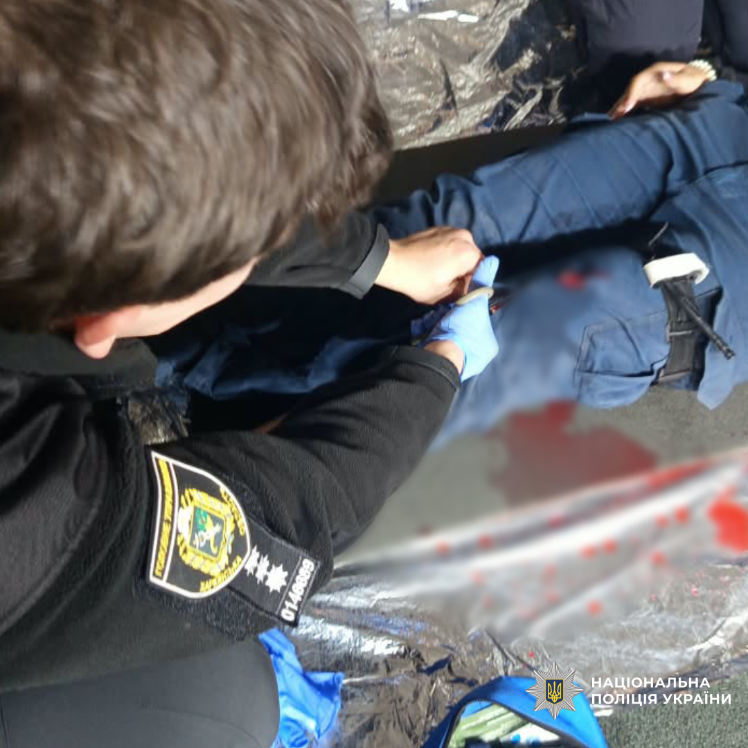 Поліцейські Харкова вдосконалюють навички надання домедичної допомоги постраждалим при пораненнях