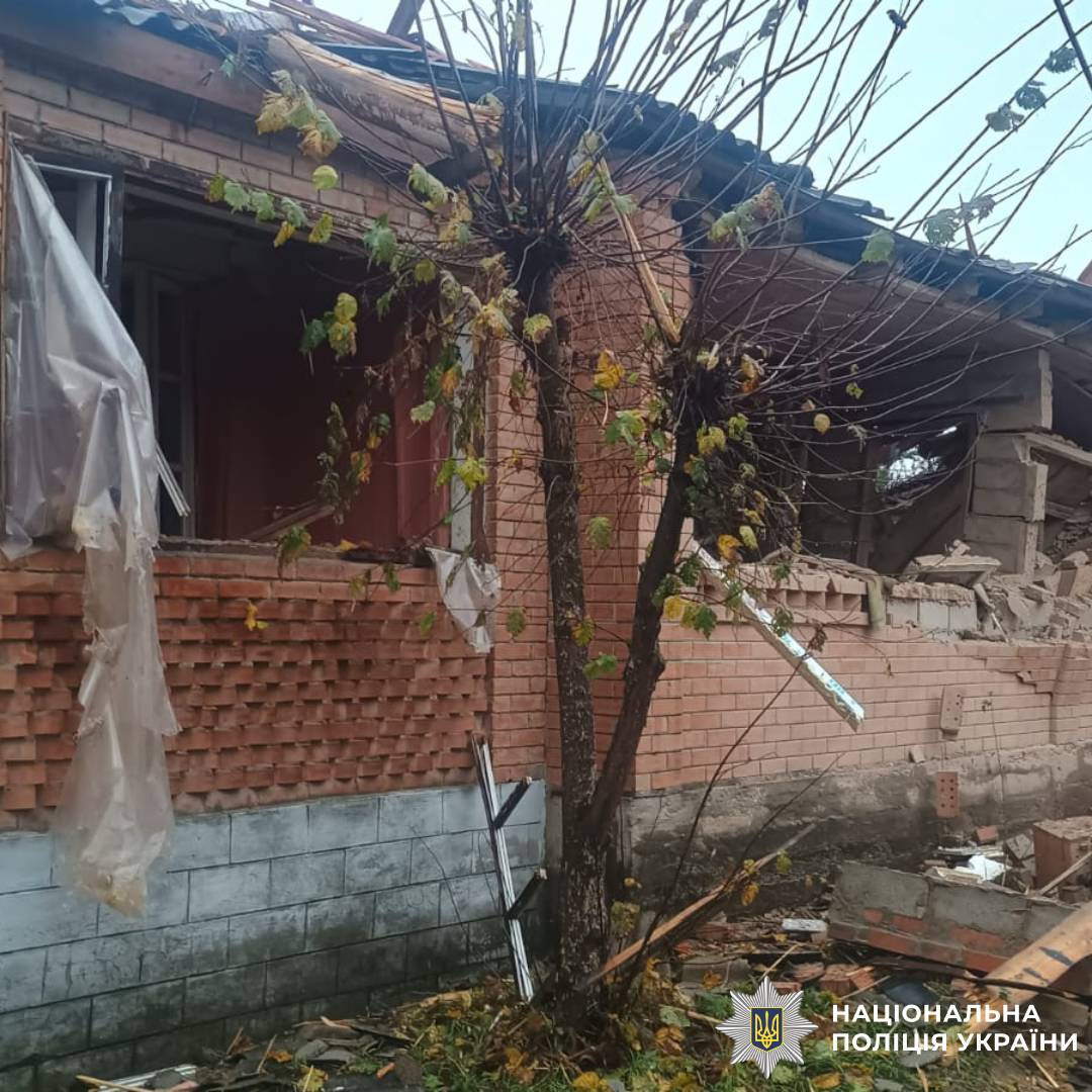 На фото наслідки ворожого обстрілу