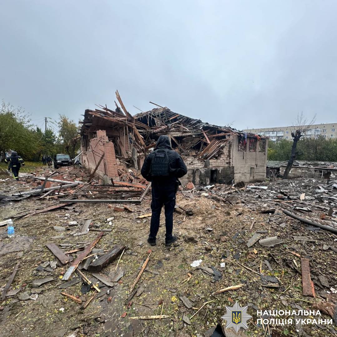 На фото наслідки ворожого обстрілу