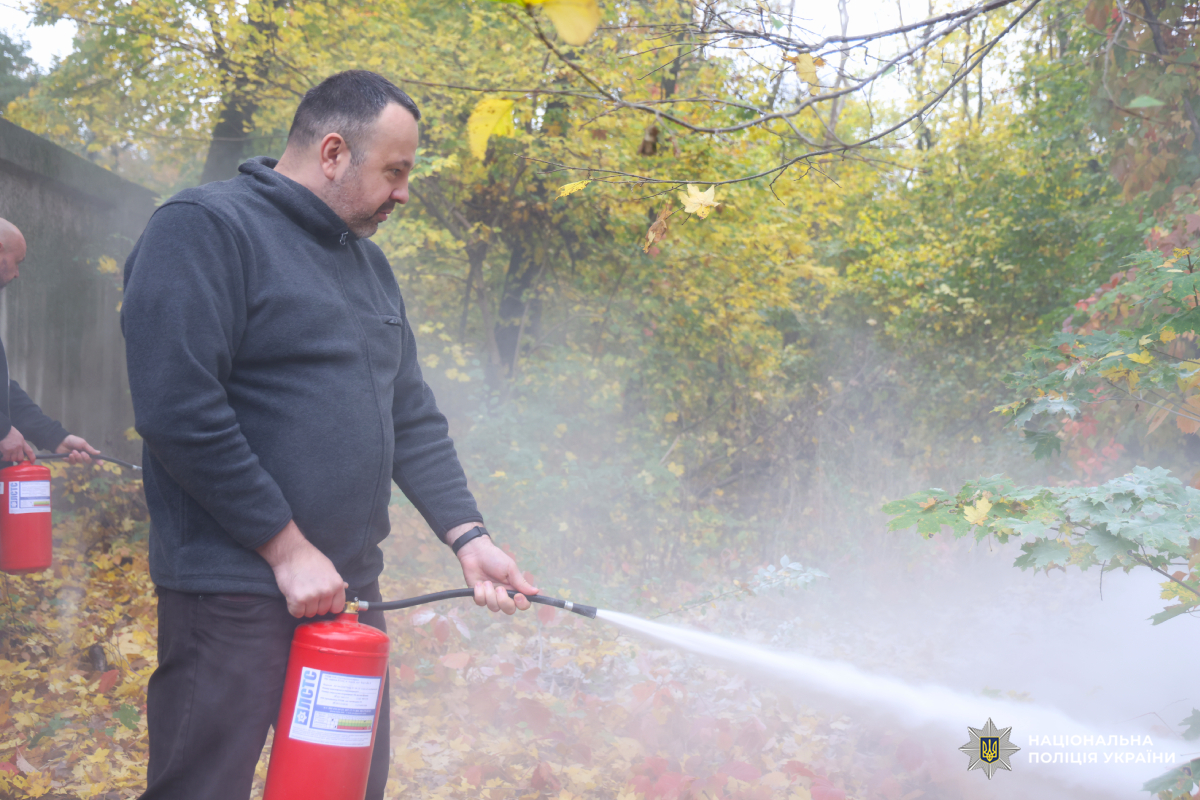 Поліцейські Харківщини відпрацювали алгоритм дій у разі виникнення пожежі