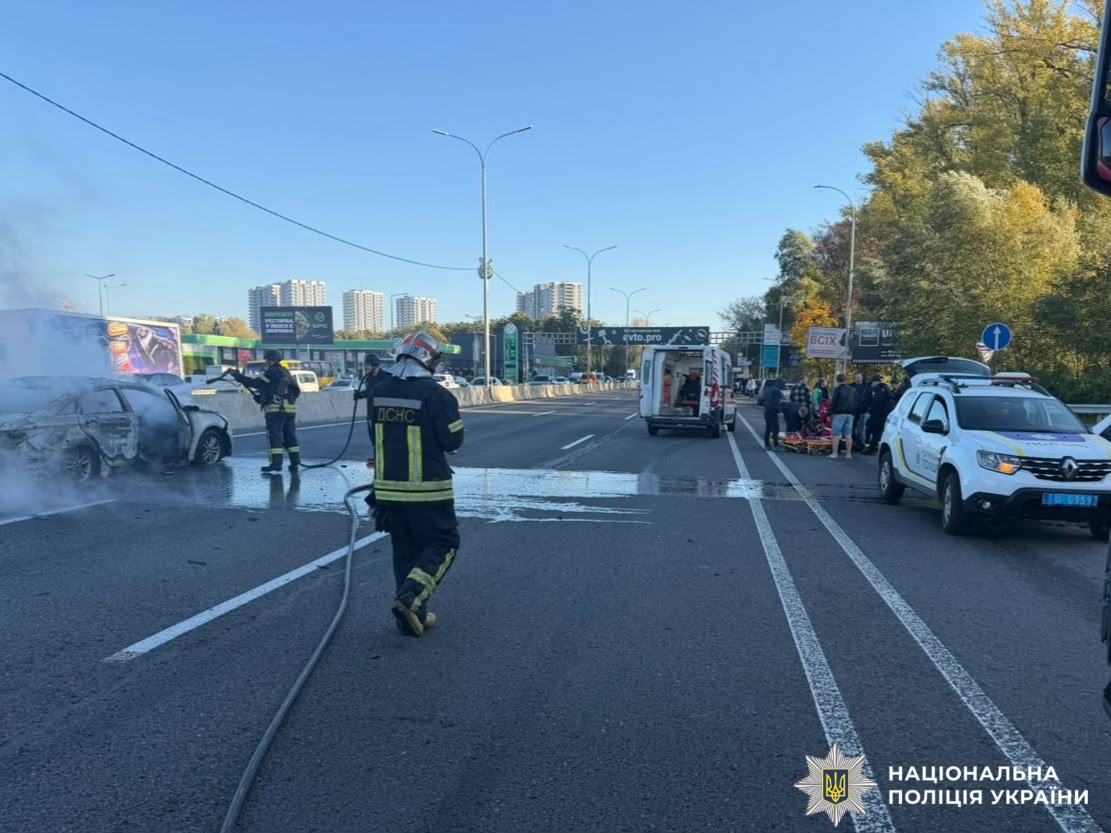 На фото зображено наслідки ворожого удару