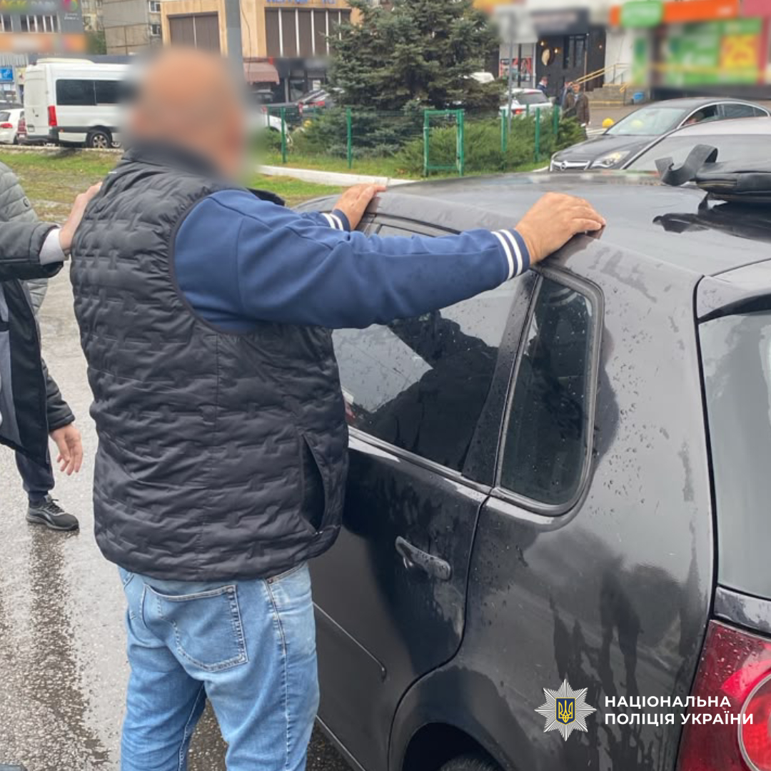 Поліція Харківщини викрила схему оформлення відстрочки від призову через фіктивне навчання