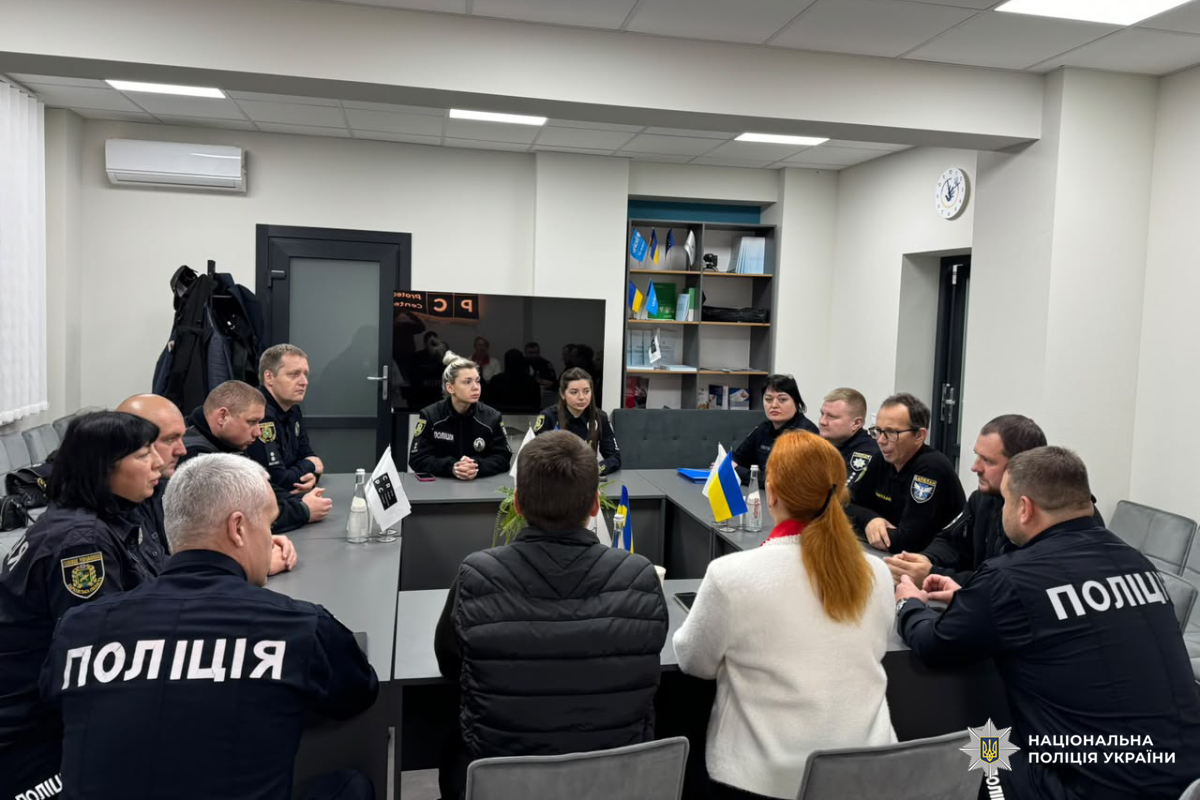 Капелани вручили поліцейським Харківщини сертифікати та посвідчення радників капеланів
