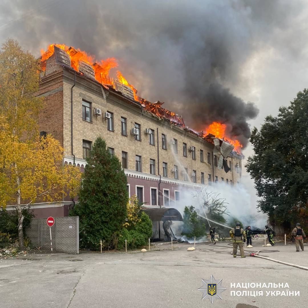 На фото наслідки ворожого обстрілу
