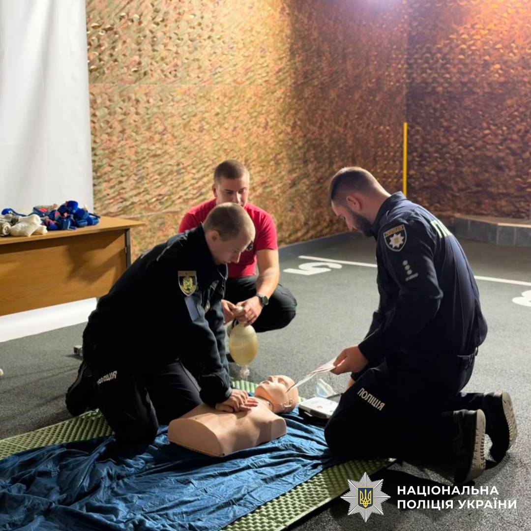 Поліцейські Харківщини продовжують вдосконалювати навички надання домедичної допомоги