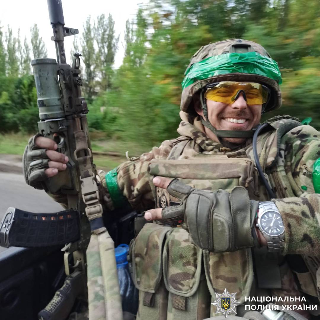 «За Батьківщину, щоб жила мама, батько працював, а дід сіяв пшеницю»: шлях Ігоря Кравченка від шкільної мрії до останнього бою