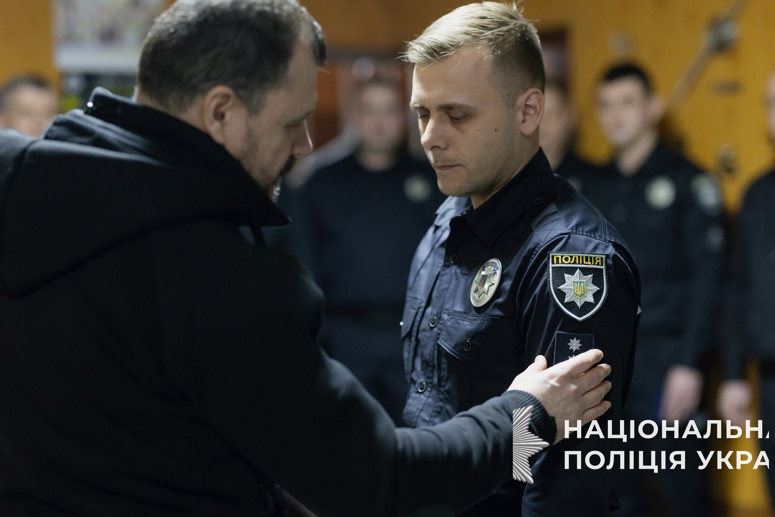 міністр внутрішніх справ відзначив поліцейських, які оперативно розкрили вбивство заступника голови нікополя