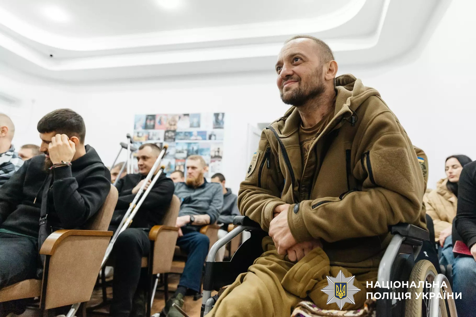 реабілітація, протезування та нові можливості: дмитро фінашин та олександр терен відвідали поранених бійців системи мвс