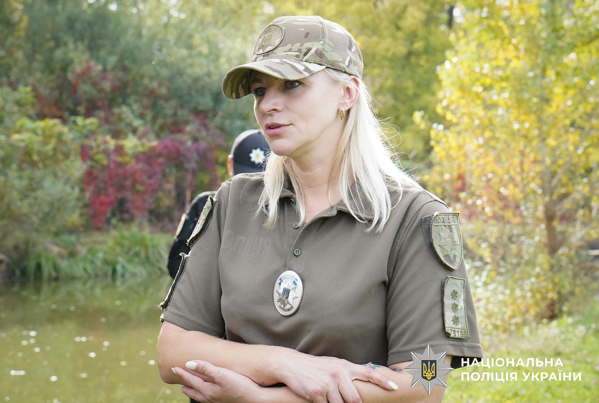 Олена Сумченко спілкується із захисниками