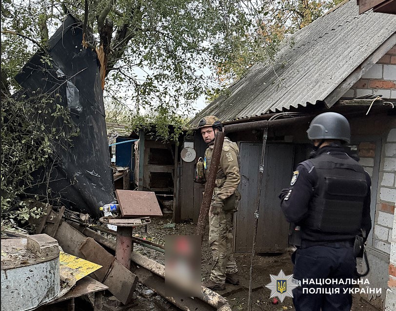 Вибухотехніки та слідчо-оперативна група поліції працює на місці події
