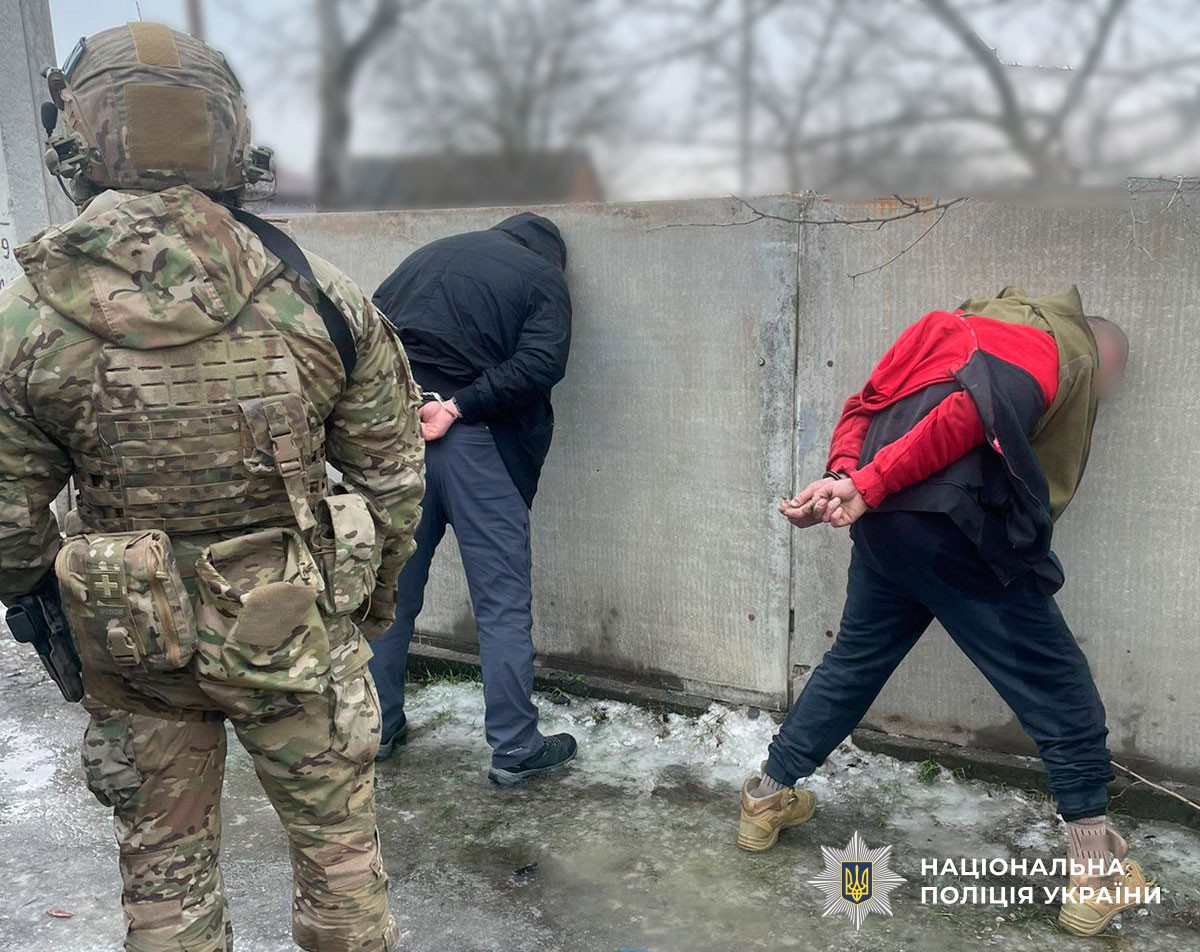Поліція Полтавщини спільно з СБУ та прокуратурою перекрили контрабандний канал надходження наркосировини та масштабне незаконне виготовлення і збут альфа-PVP