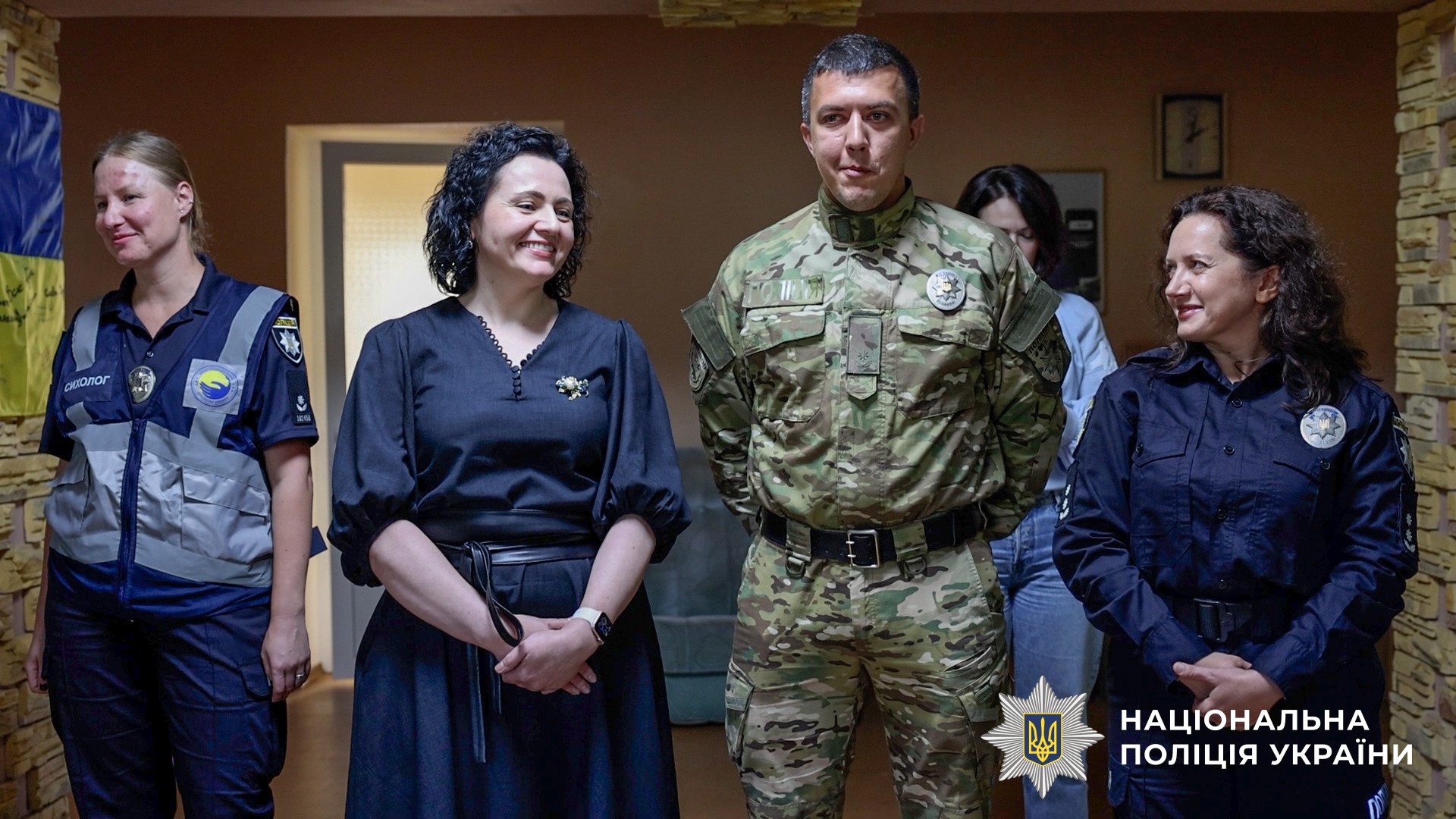 Шана тим, хто тримає стрій: поліцейські Полтавщини відвідали захисників і захисниць, які проходять реабілітацію після поранень, отриманих під час виконання бойових завдань