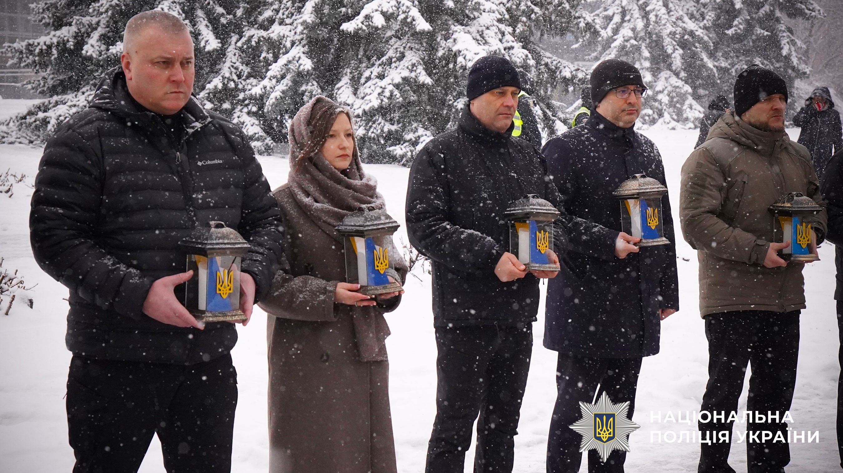 «Герої першої перемоги у битві, що триває»: у Полтаві запалили лампадки пам’яті