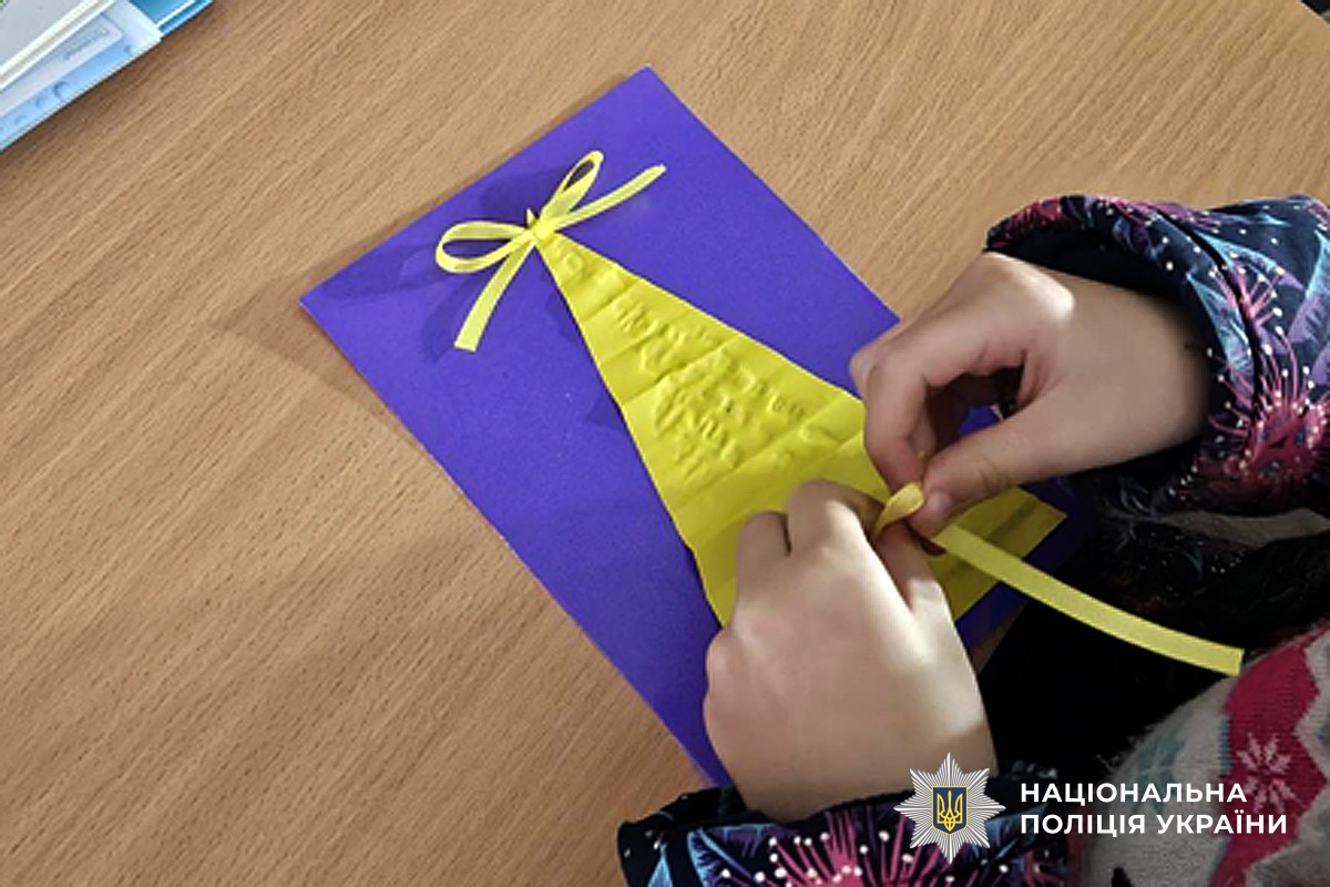 виготовлення святкової ялинки