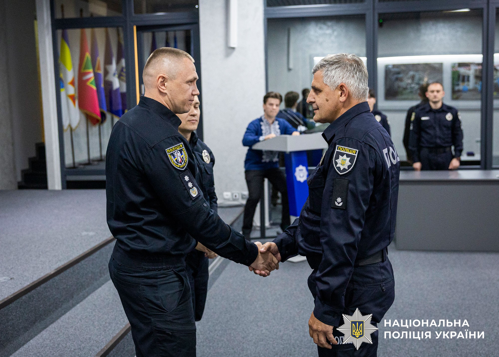 поліцейському вручають звання