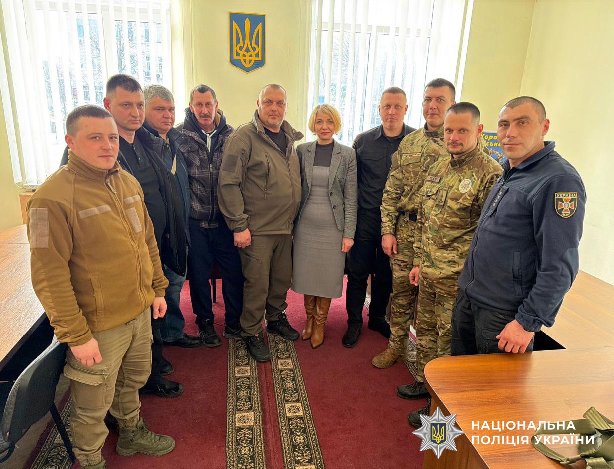 учасники зустрічі 