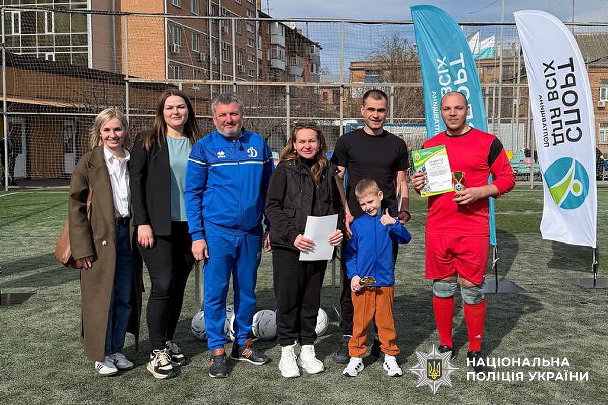 Учасники змагань з міні-футболу