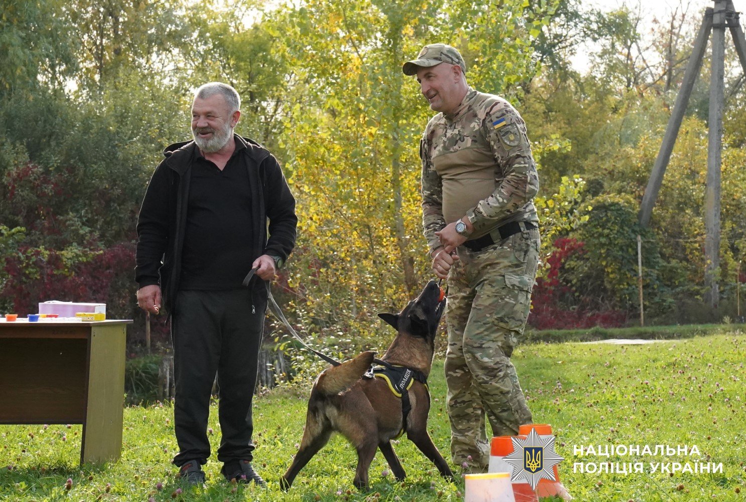 Кінолог Сергій Кузьменко та собака Еліс