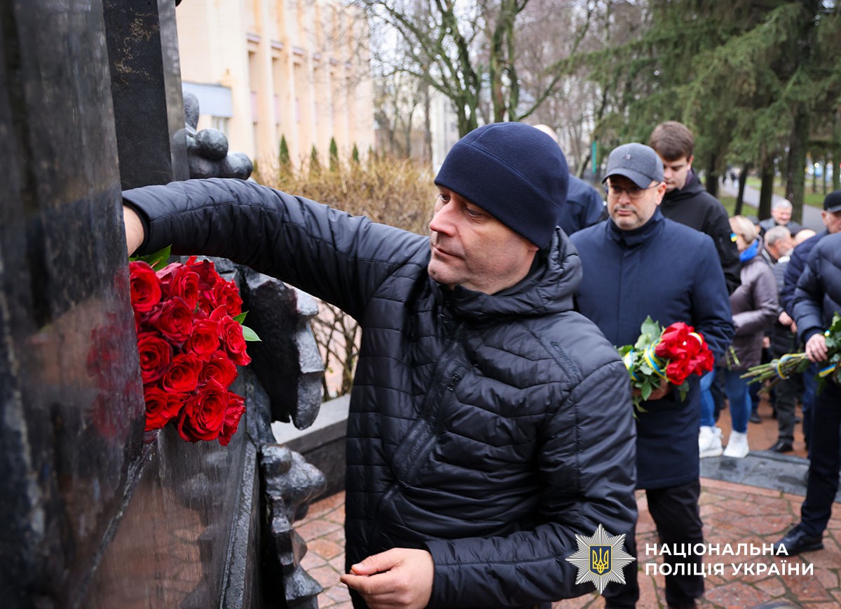 Учасники заходу із вшанування ліквідаторів ЧАЕС 