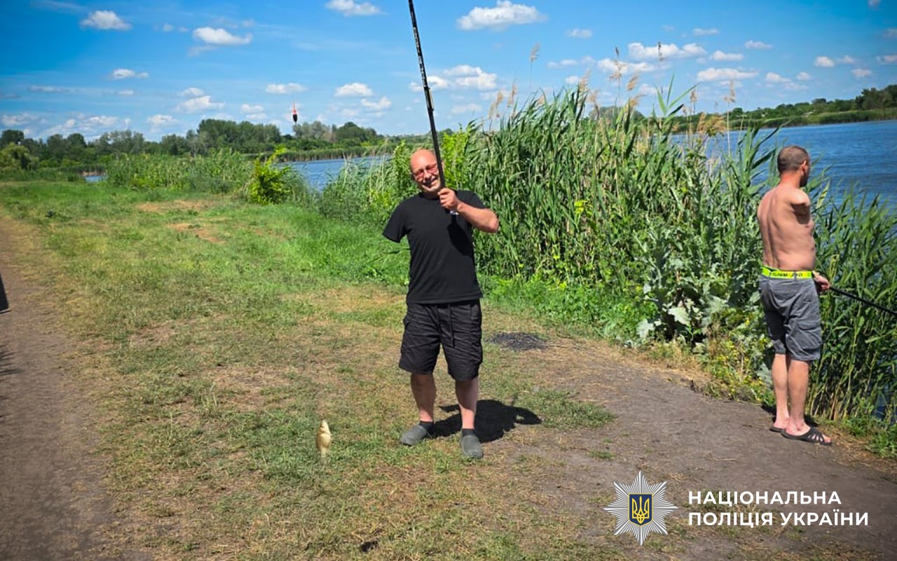 Тиша водойми замість звуків війни: на Полтавщині ветерани відновлювалися під час риболовлі