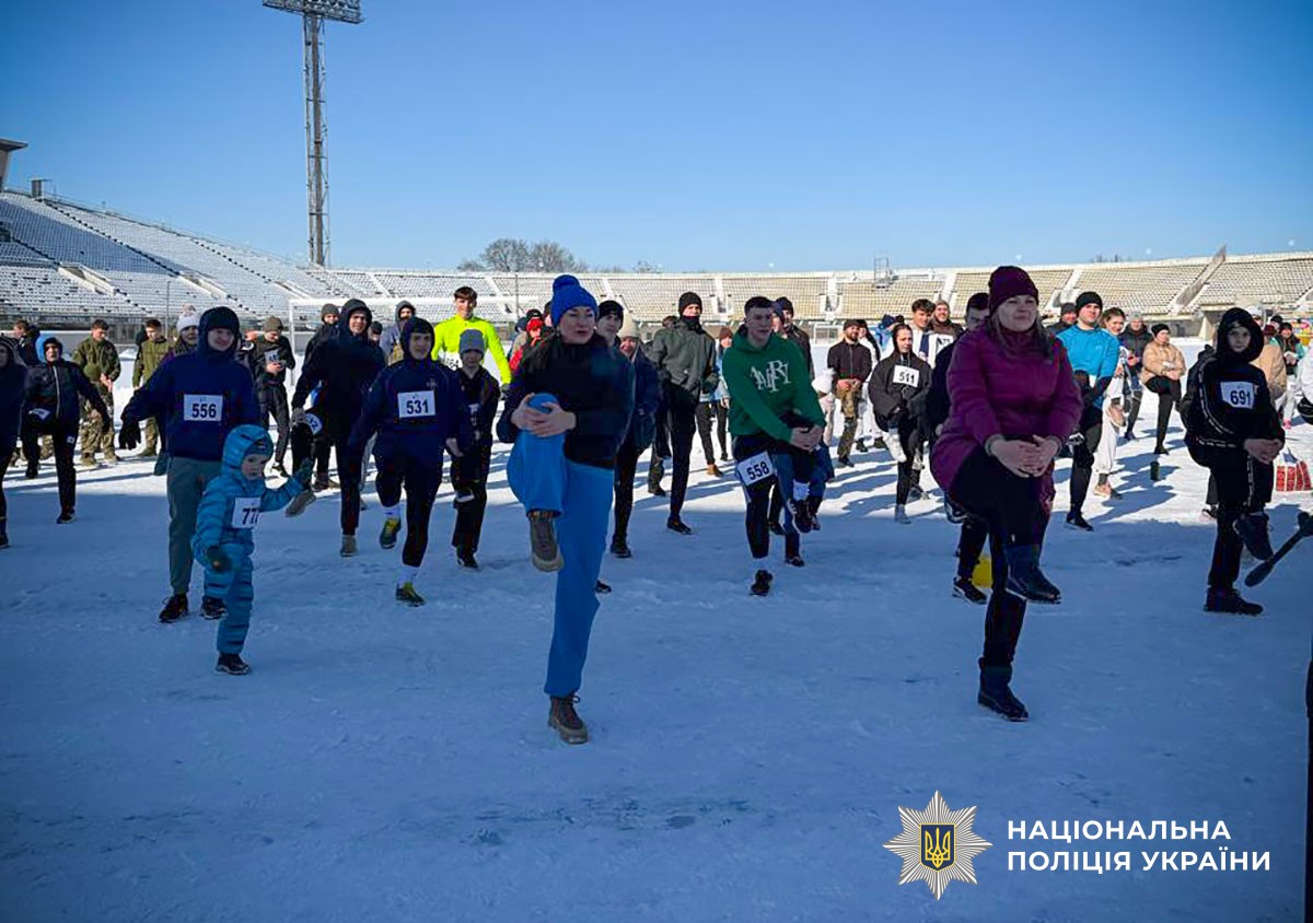 Помічник начальника поліції Полтавщини з питань ветеранської політики Вячеслав Ясько разом з ветеранами та поліцейськими вшанував пам'ять Героя України Юліана Матвійчука
