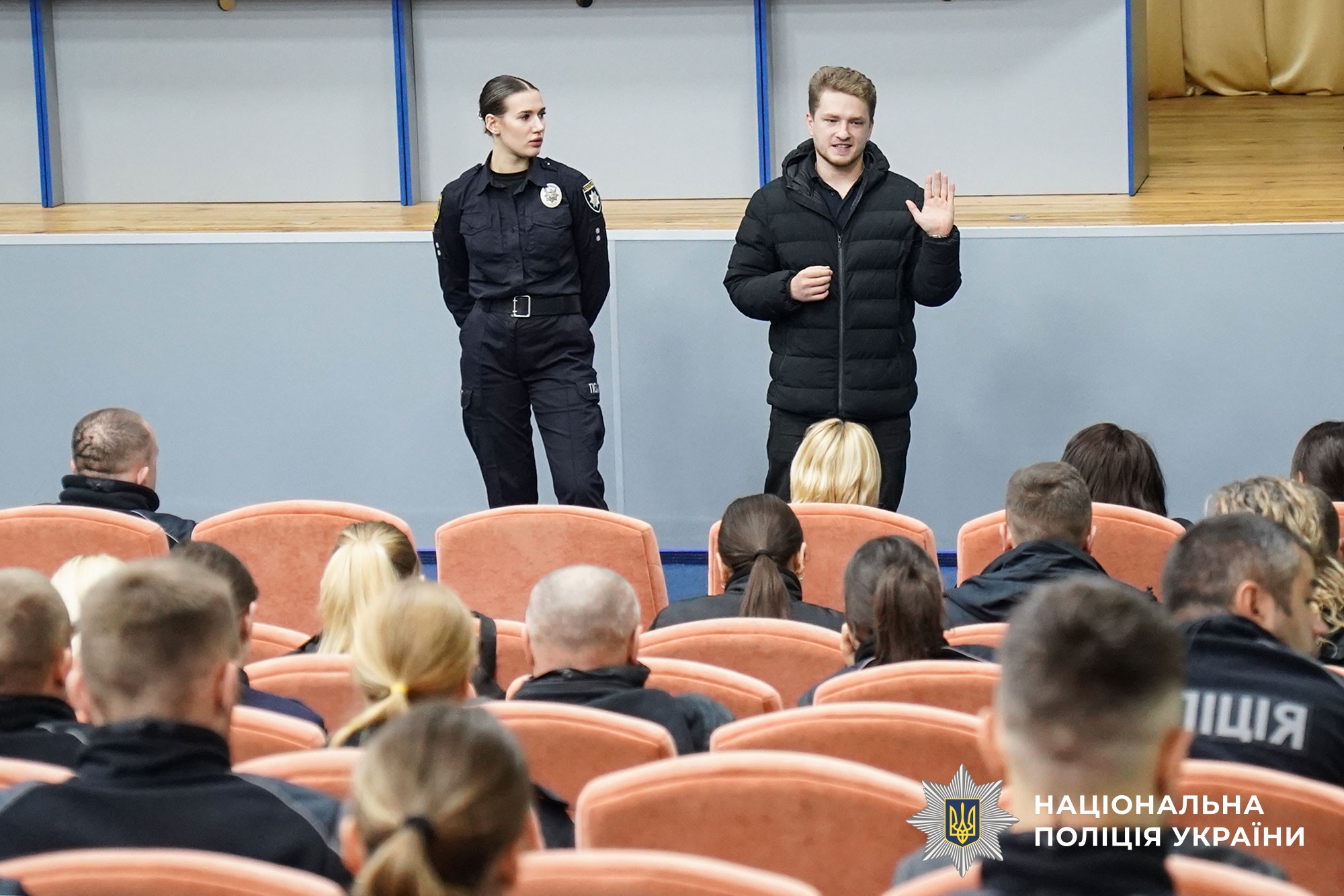 Фахівці кіберполіції навчають офіцерів СОБ