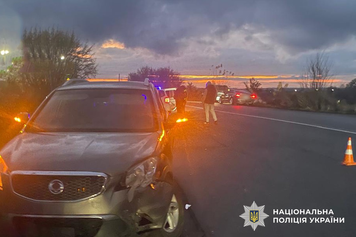 Автомобіль із технічними пошкодженнями після ДТП