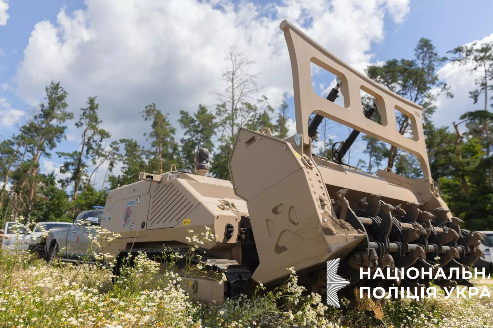 новий пакет допомоги від уряду сша допоможе  вибухотехнічним підрозділам національної поліції україни у безпечному розмінуванні наших територій – іван  вигівський