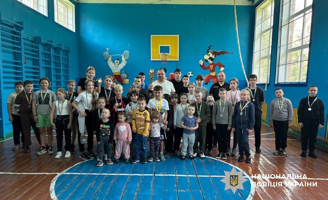 Колективне фото учасників змагань