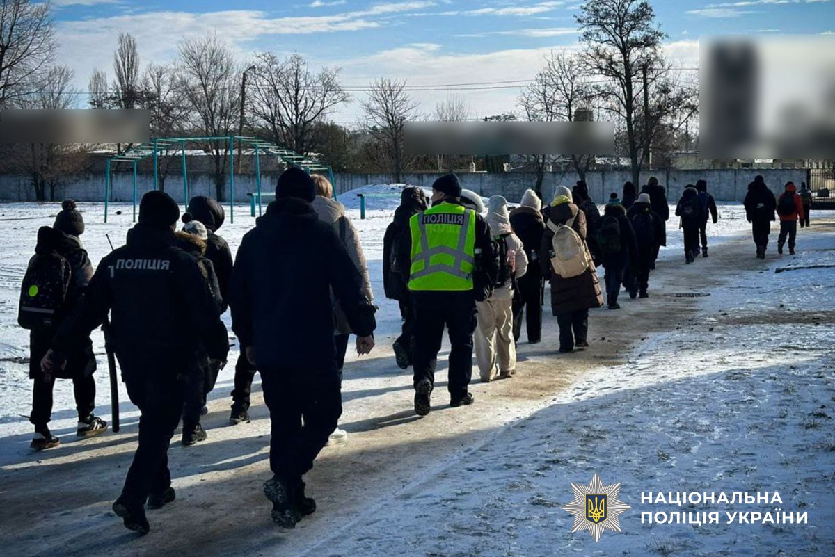 У Кременчуці поліцейські, рятувальники та освітяни відпрацювали алгоритми дій у разі виникнення потенційних загроз