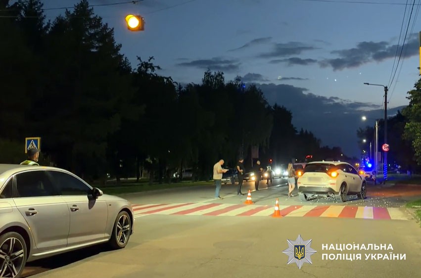 Поліція встановлює обставини ДТП у Лубнах, в якій травмовано пішохідку