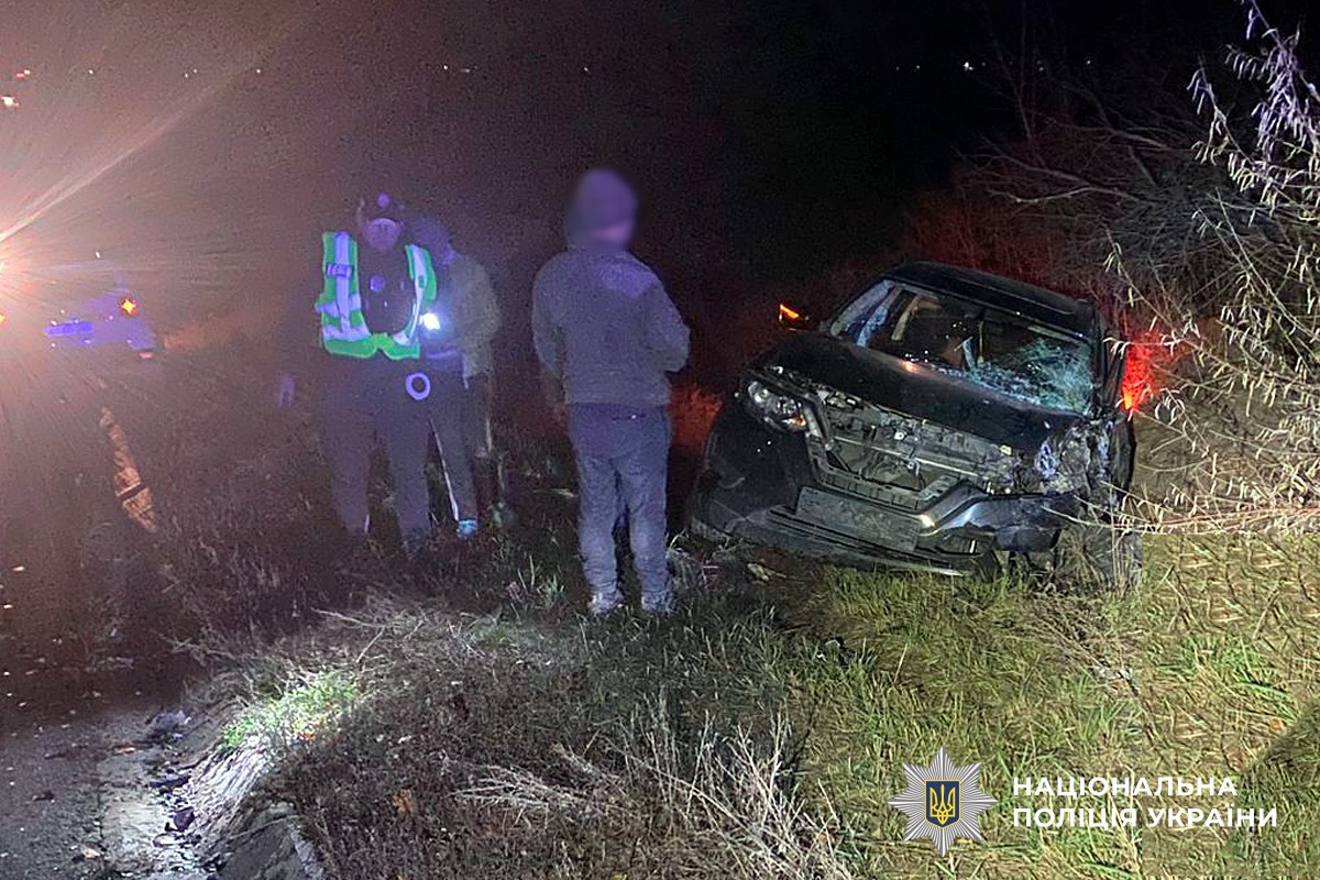 Пошкоджене авто після ДТП