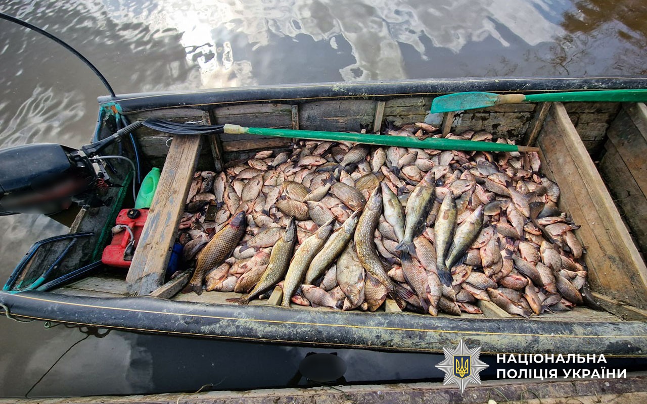 Збитки державі на майже 2 мільйони гривень: на Полтавщині поліція викрила незаконний рибний промисел  