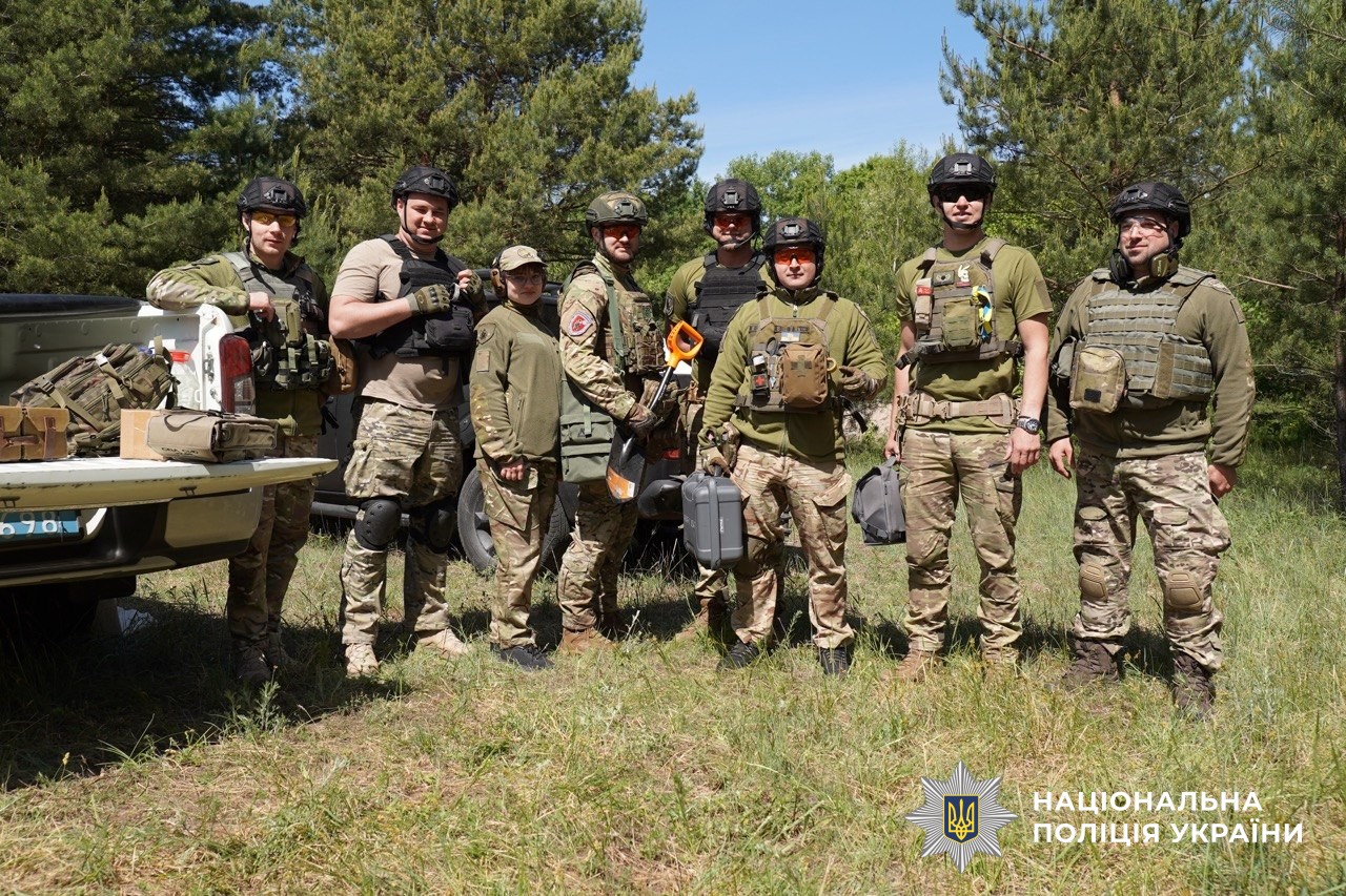 Вони першими бачать небезпеку, щоб убезпечити інших: з Днем створення вибухотехнічної служби Національної поліції України