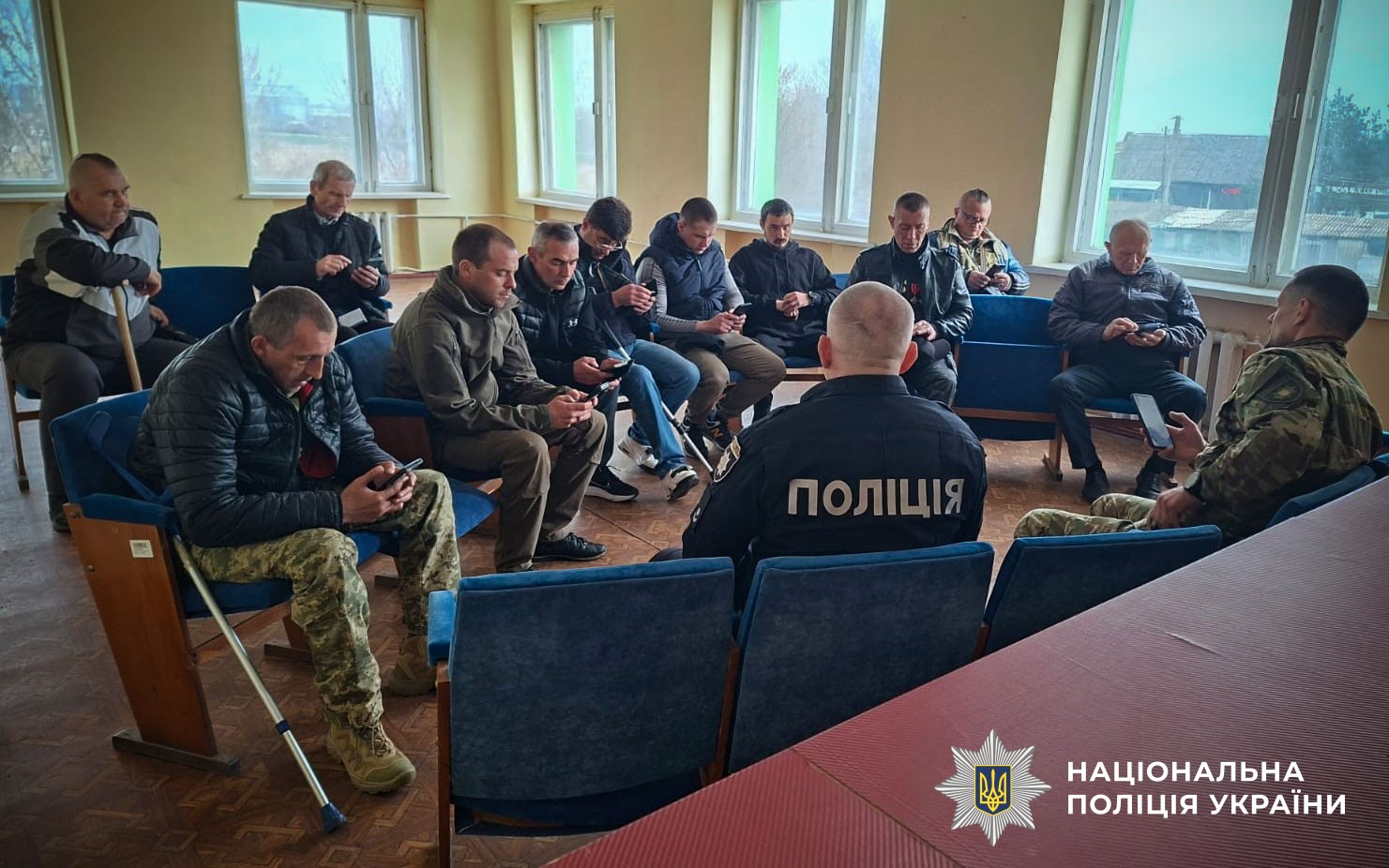 Ветеранська політика в громадах: помічник начальника поліції Полтавщини Вячеслав Ясько провів зустріч із ветеранами у Семенівці