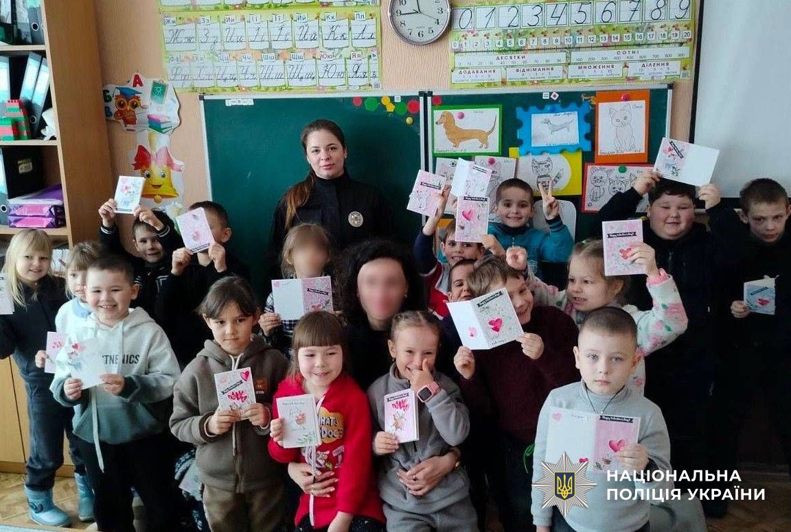 Поліцейські провели мйастер-клас для дітей