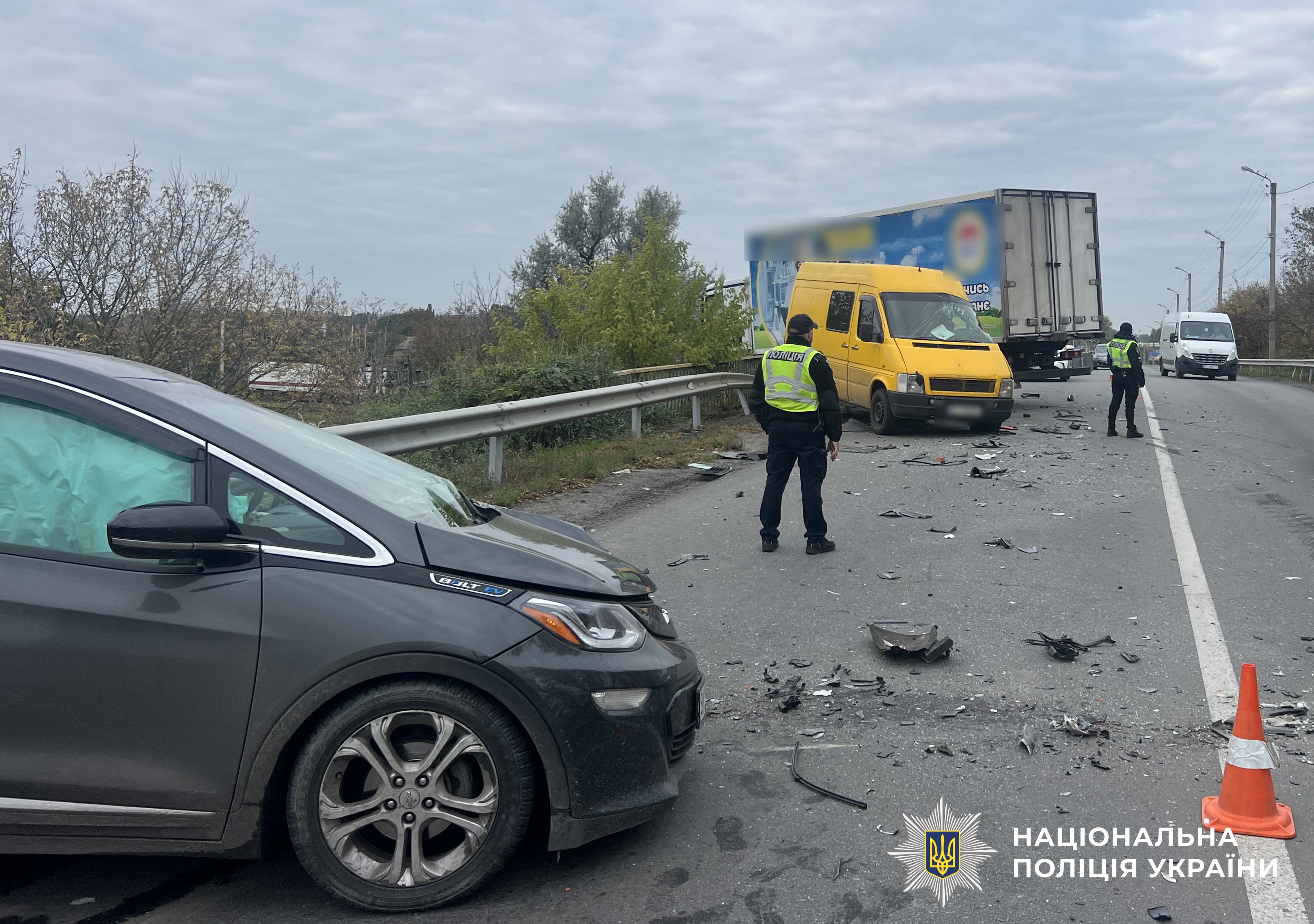 пошкоджені автівки у ДТП