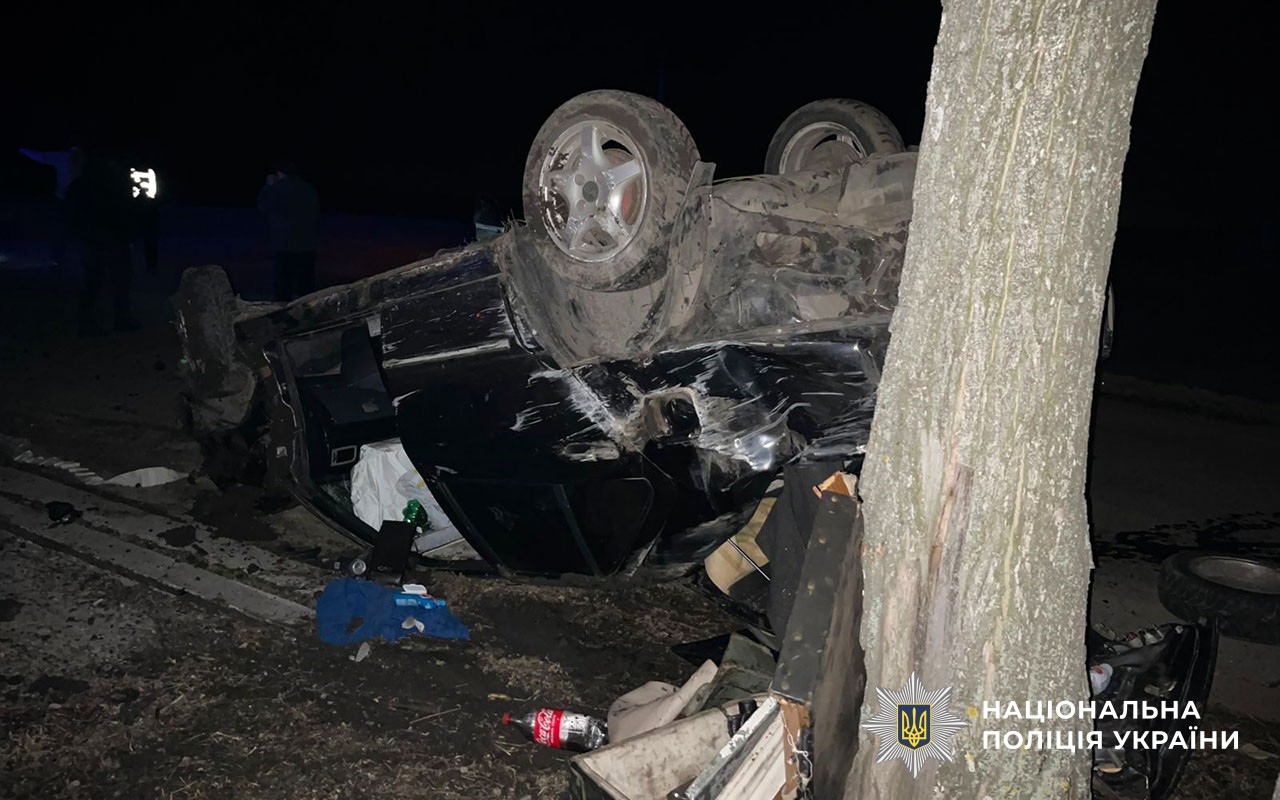На Полтавщині поліція розслідує обставини смертельної дорожньо-транспортної пригоди
