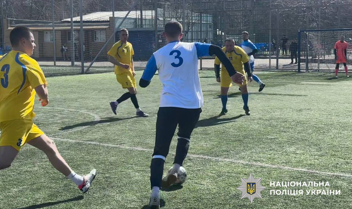 Учасники змагань з міні-футболу