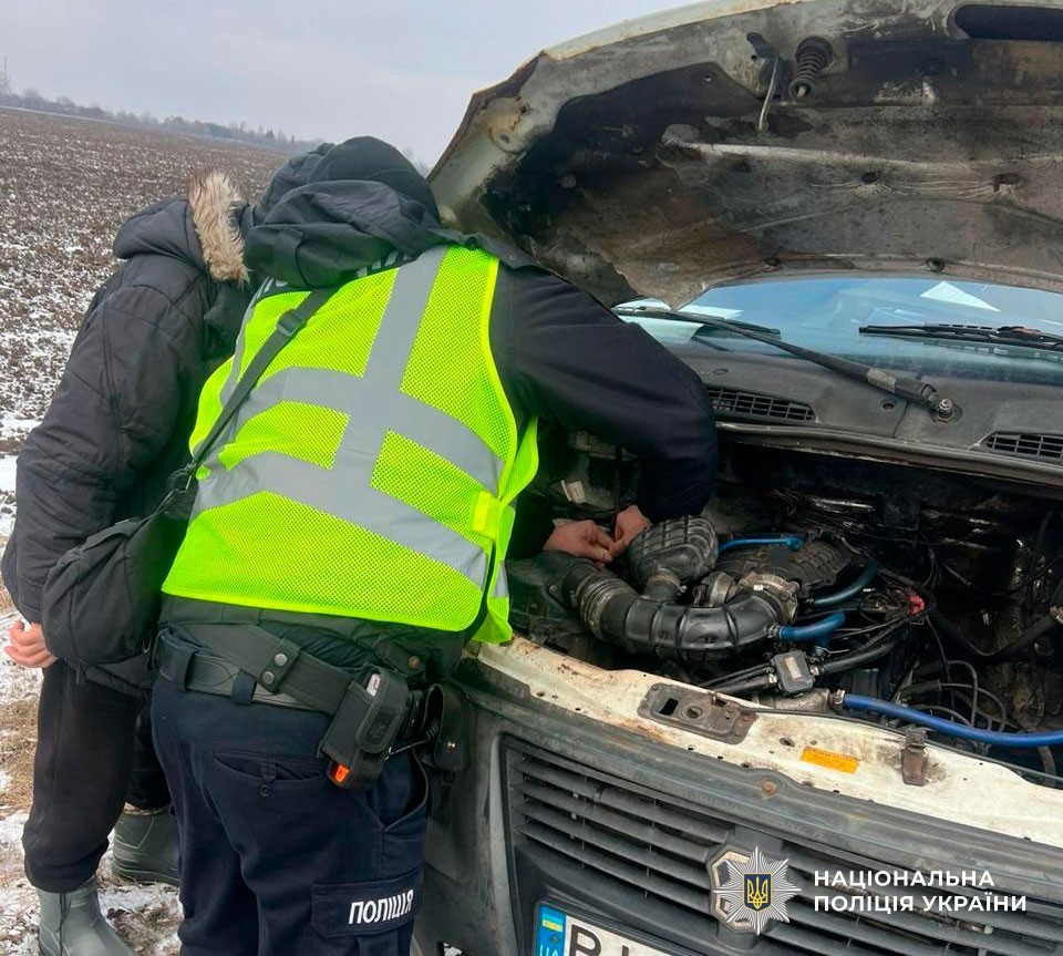 У селі Надержинщина Полтавського району завдяки своєчасній допомозі поліцейських мешканці вчасно отримали хліб